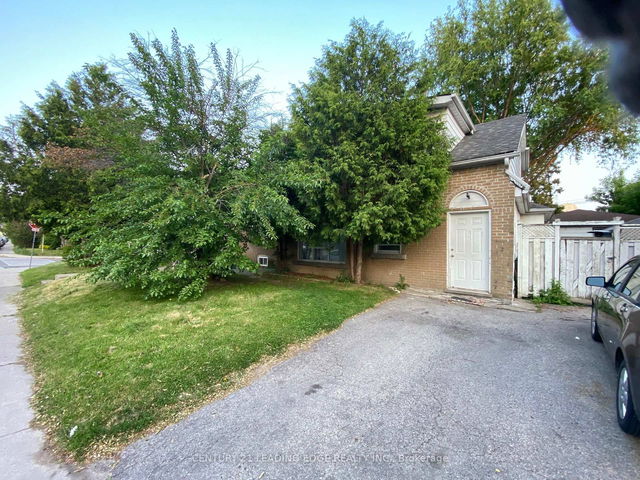 82 Meighen Avenue