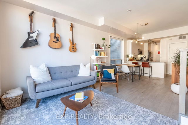 8 - 1321 Gerrard Street E