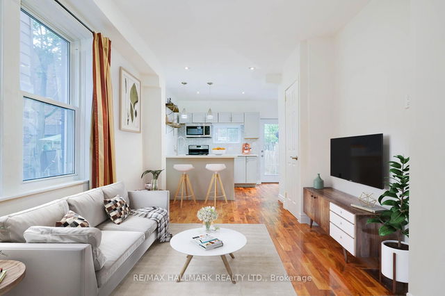 Main - 2066 Gerrard Street E