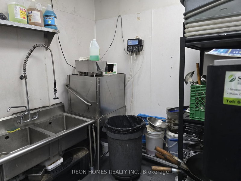 C-16 - 2460 Brock Rd, Pickering, L1X 0G4 | Image 3