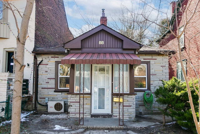 88 Redwood Avenue