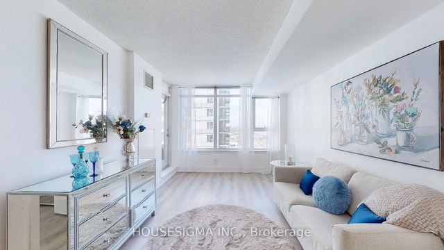 2211 - 190 Borough Drive