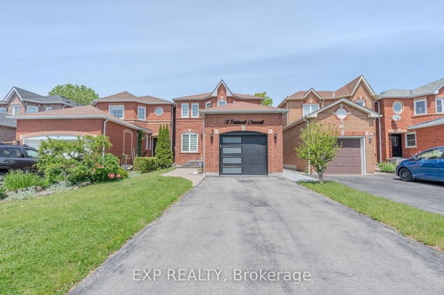 12 Fieldnest Crescent