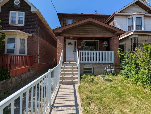 14 Harris Avenue