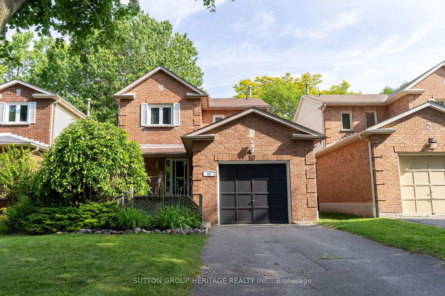 10 HOUGHTON Court