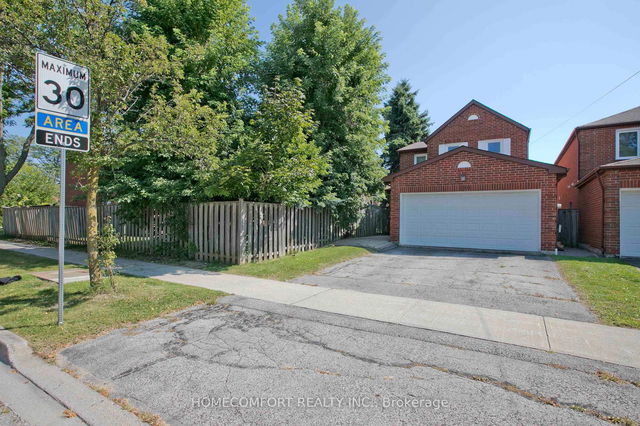 100 Nettlecreek Crescent