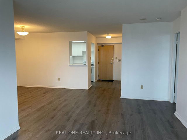 1509 - 5 Greystone Walk Drive