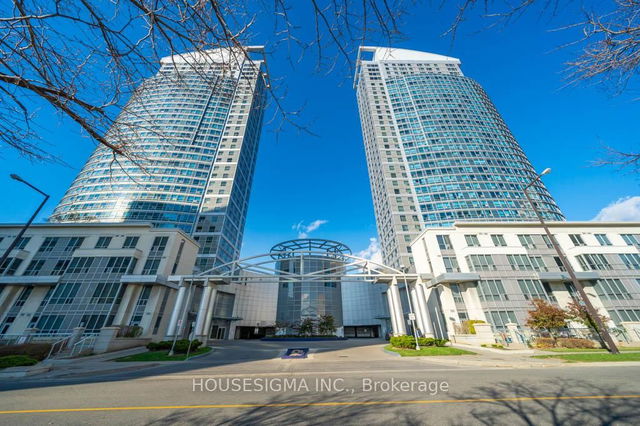 1911 - 38 Lee Centre Drive