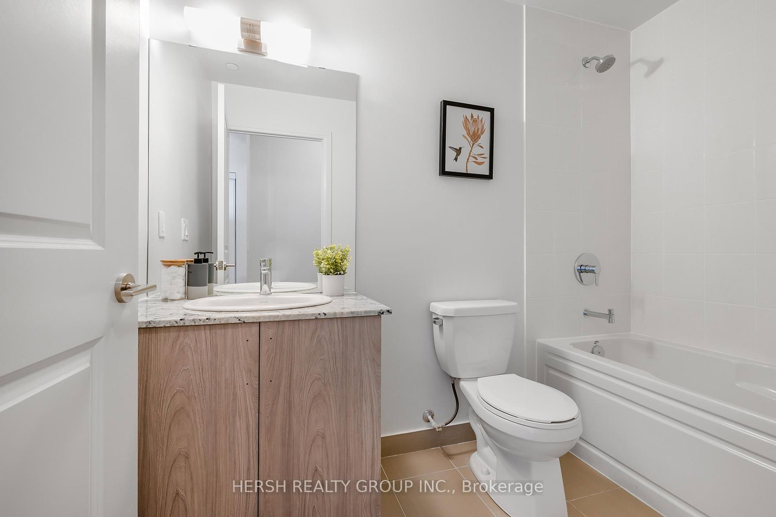 10 Meadowglen Place, Unit LPH5 - Photo 6