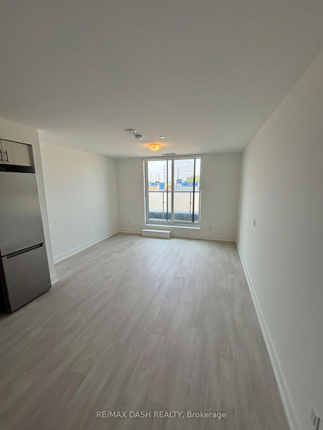 347 - 2425 Simcoe Street N