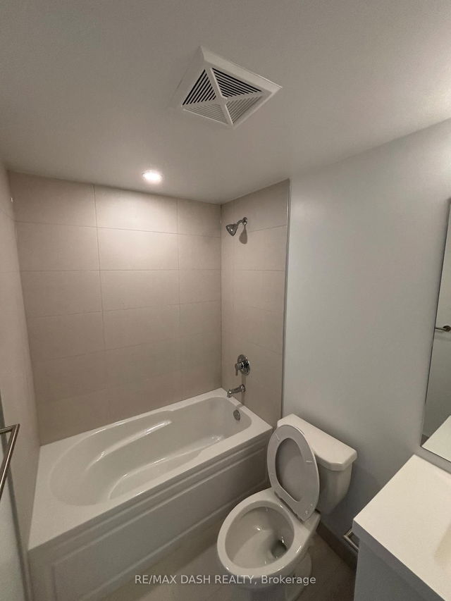 347 - 2425 Simcoe Street N