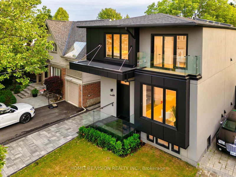 44 Doris Dr, Toronto, M4B 3C9 | Image 2