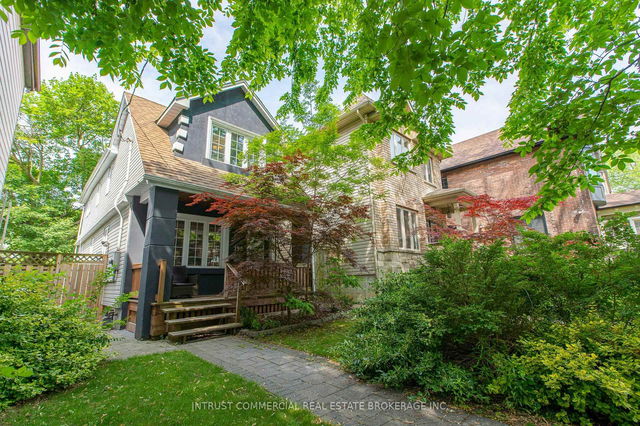 398 Leslie Street