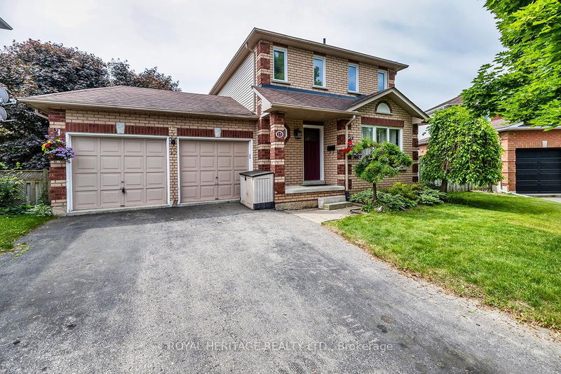15 Merryfield Crt, Clarington - Bowmanville image-0-0