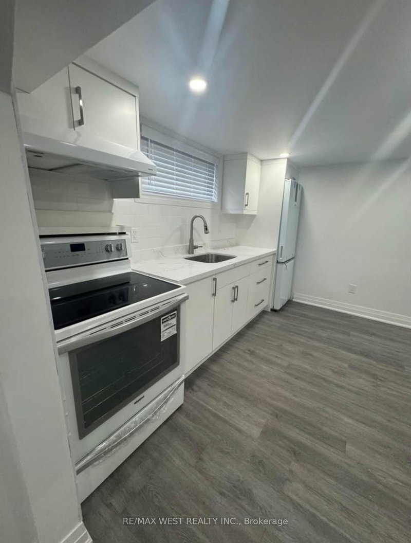 BSMT - 148 Cosburn Ave S, Toronto, M4J 2L7 | Image 3