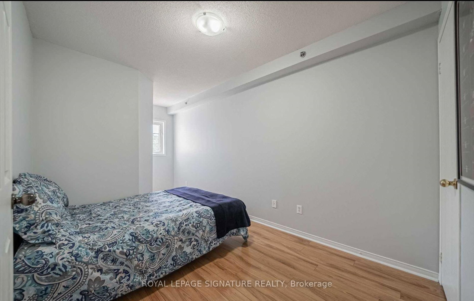 593 Kennedy Road, Unit 28 - Photo 17