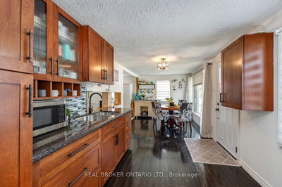 3 Lambs Lane, Clarington - Bowmanville image-0-3