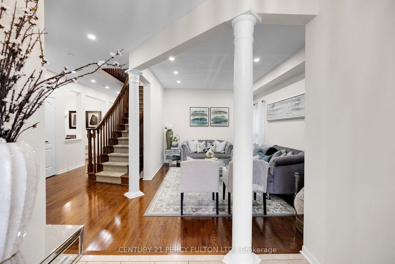 1348 Wallig Ave, Oshawa, L1K 0J5 | Image 3