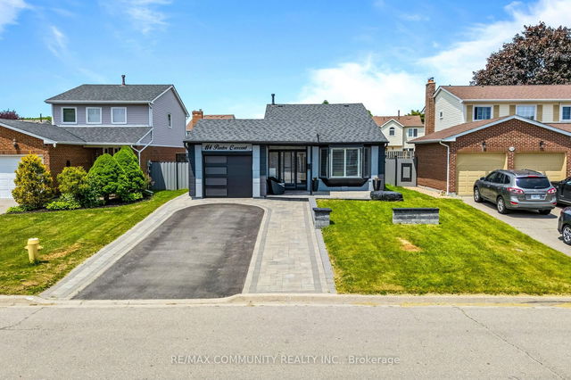114 Panter Crescent