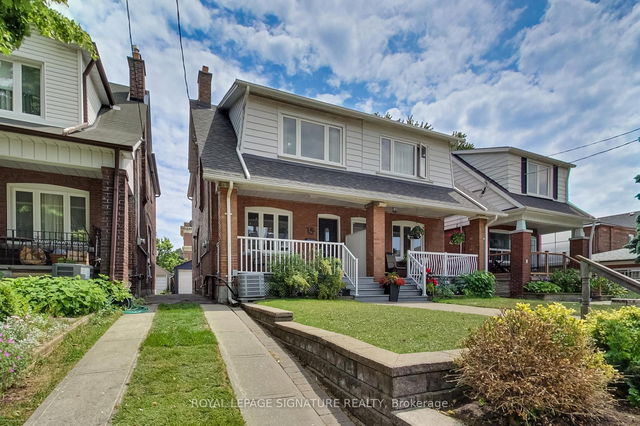 15 Glebeholme Boulevard