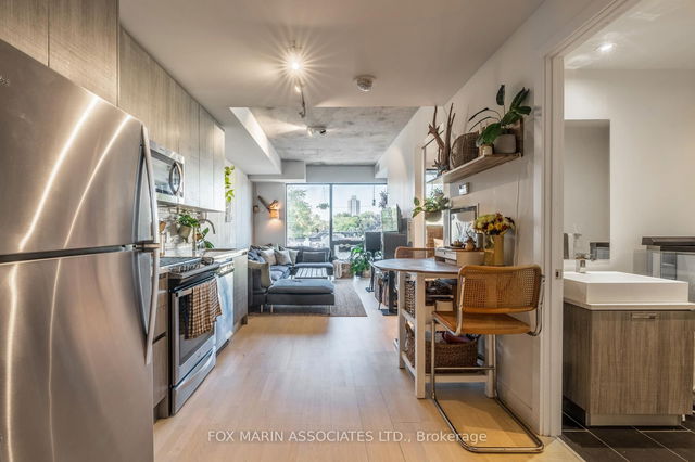 411 - 246 Logan Avenue