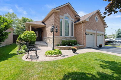 200 Sprucewood Cres, Clarington - Bowmanville image-0-2