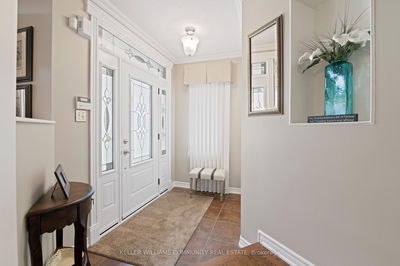 200 Sprucewood Cres, Clarington - Bowmanville image-0-4