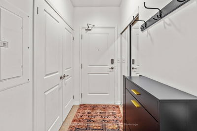 Unit 203 — 1 Sidney Lane, Clarington - Bowmanville image-0-2