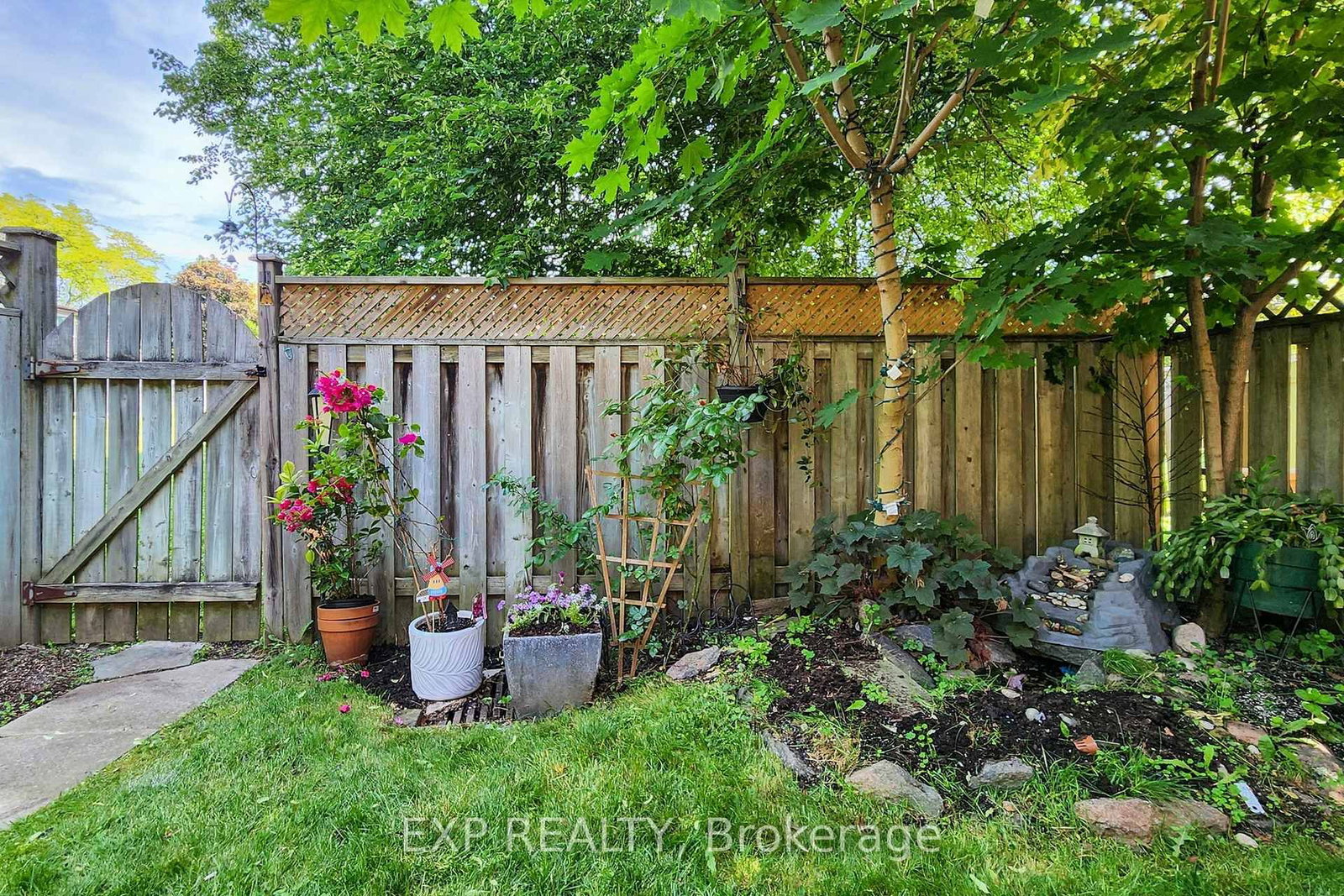 Listing Image 45