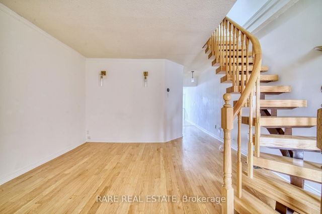 79 Wiley Avenue