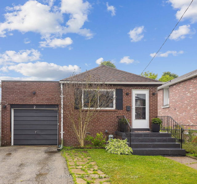 2 Leyton Avenue