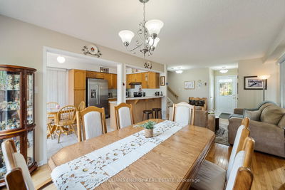 42 Harmer Dr, Clarington - Newcastle image-0-3