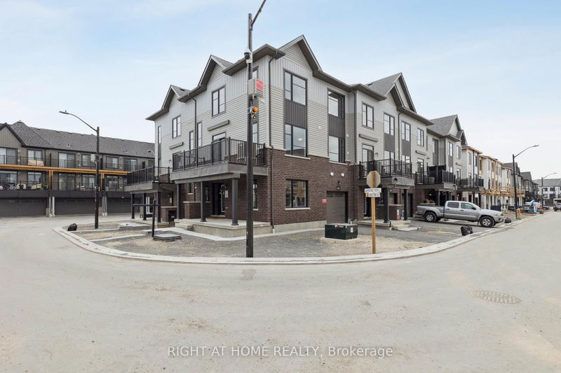 1063 Honeycomb Path, Oshawa - Kedron image-0-0