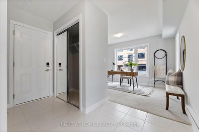 1063 Honeycomb Path, Oshawa - Kedron image-0-3