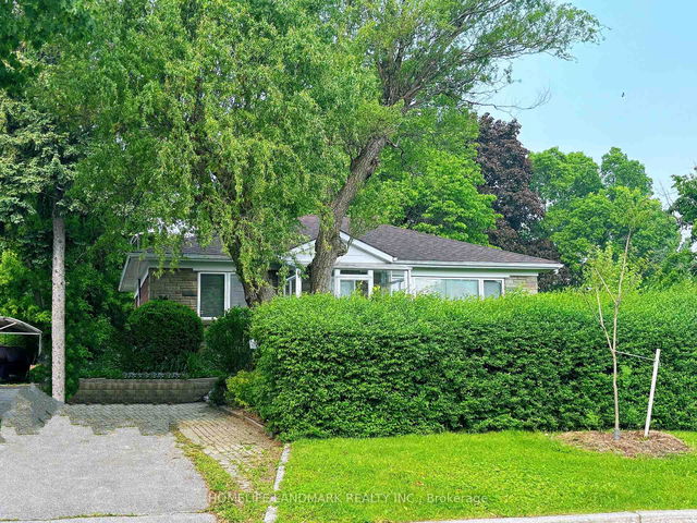 32 Garden Park Avenue