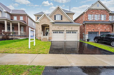 7 Edwin Carr St, Clarington - Bowmanville