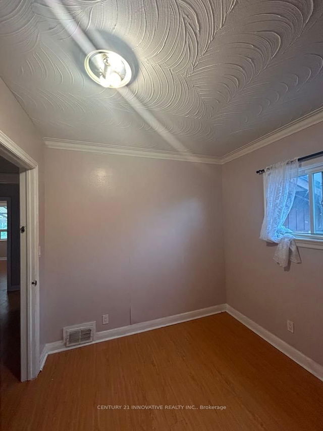 (Bedroom Only) - 1837 Victoria Park Avenue