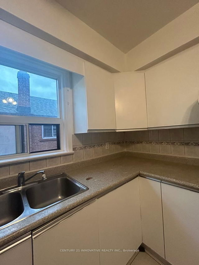 (Bedroom Only) - 1837 Victoria Park Avenue