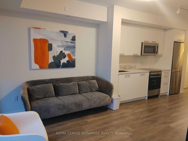 421 - 2301 Danforth Avenue