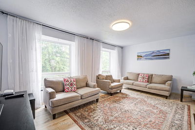 Unit 109 — 25 Collinsgrove Rd, Toronto - West Hill image-0-2