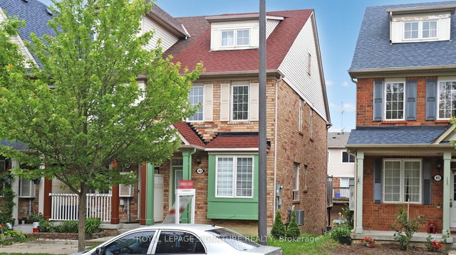 43 Coyote Crescent