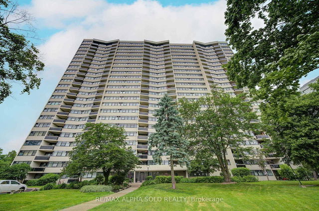 1705 - 100 Echo Point