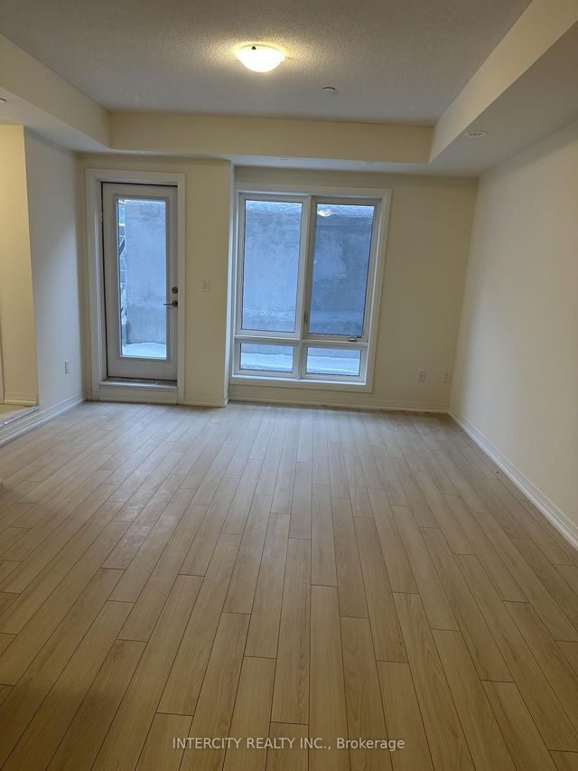 17 - 245 Mclevin Avenue