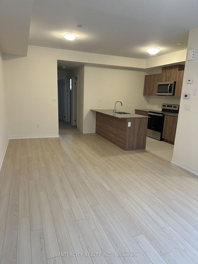 17 - 245 Mclevin Avenue