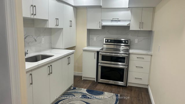 2421 Dress Circle