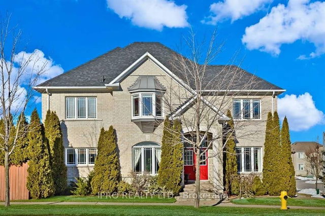 4 Cantwell Crescent E
