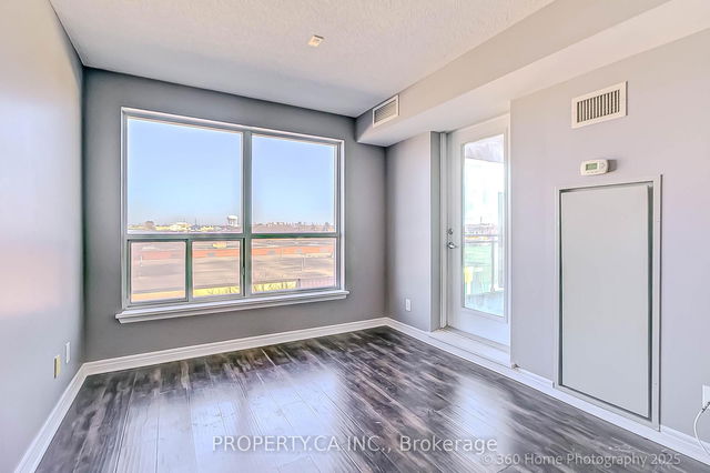 428 - 60 Fairfax Crescent