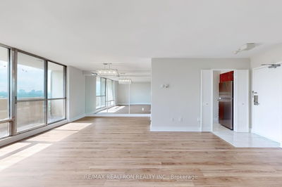Unit 1506 — 1 Massey Sq, Toronto - Crescent Town image-0-4