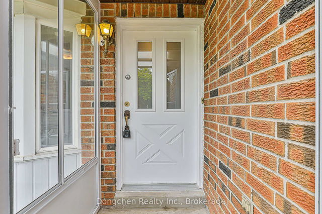 33 Fawndale Crescent