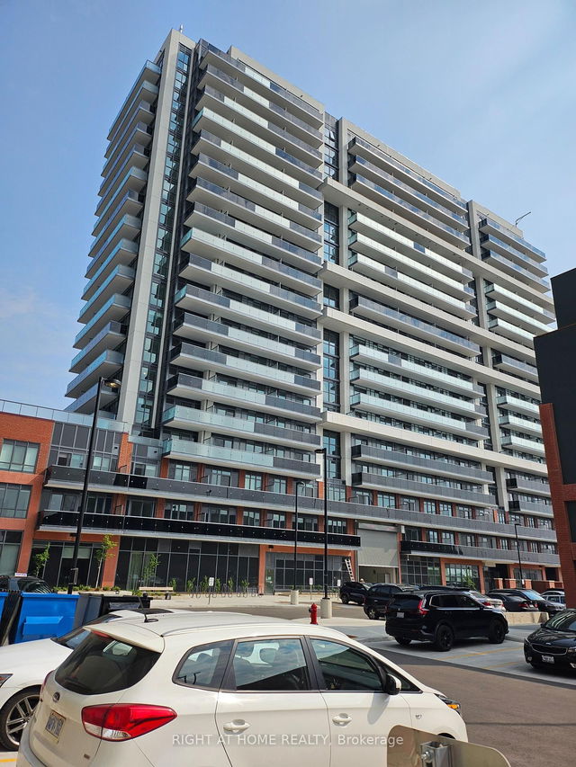 2405 - 2545 Simcoe Street North Street